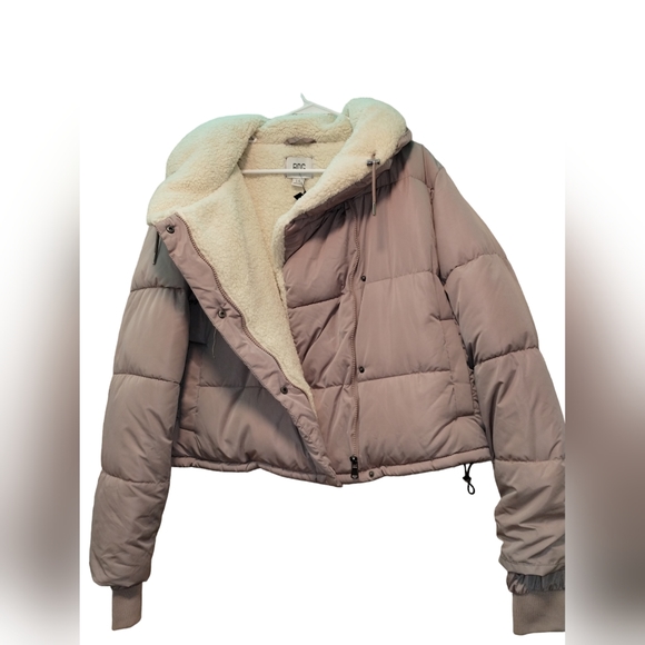 NWT Urban Outfitters Pink Puffer size large - Picture 11 of 11